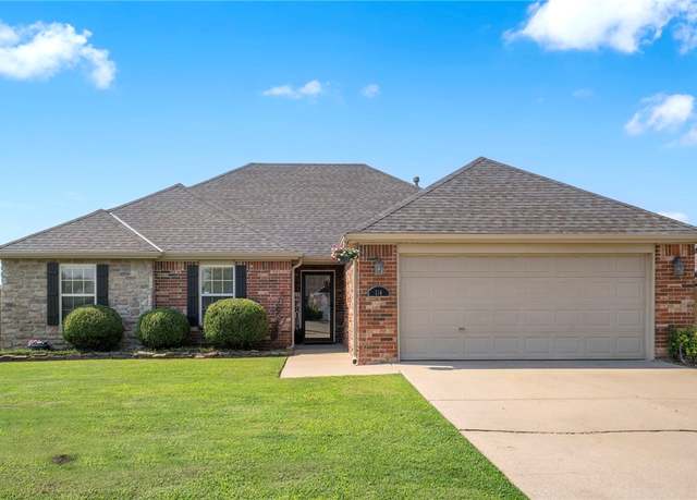 Property at 114 E Southpointe Ave, Rogers, AR 72758, 3 beds, 2 baths