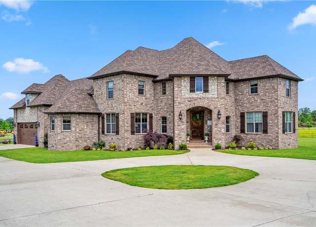 Property at 14453 Merritt Dr, Pea Ridge, AR 72751, 6 beds, 3.5 baths