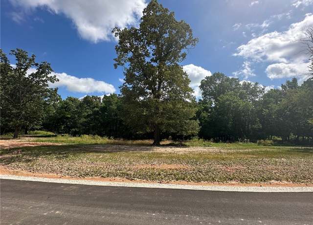 Property at 6130 W Primeark Horizon Dr, Fayetteville, AR 72704
