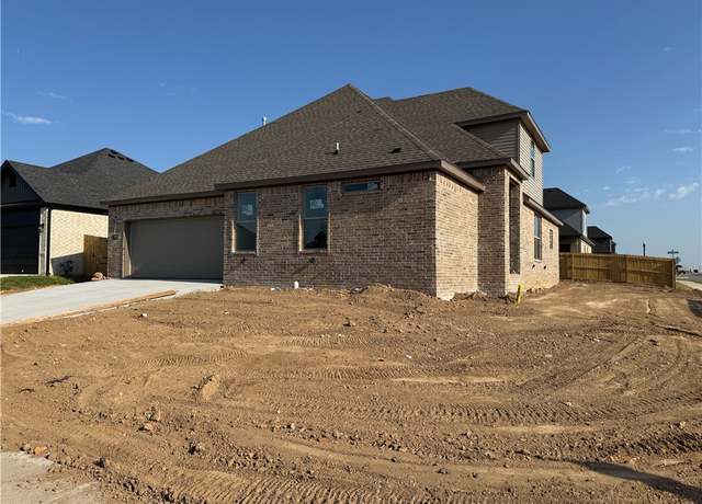 Property at 7100 SW Basswood Ave, Bentonville, AR 72712, 4 beds, 3 baths