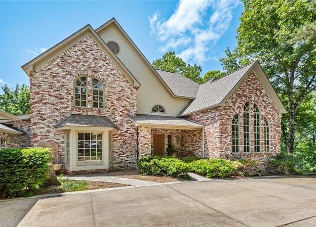 Property at 24 Dogwood Rdg, Eureka Springs, AR 72632, 4 beds, 3.5 baths