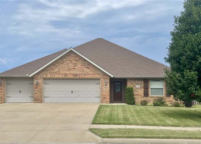 Property at 11082 Meadowsweet Dr, Prairie Grove, AR 72753, 4 beds, 2 baths