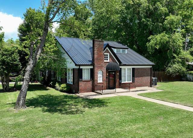 Property at 816 N 2nd St, Dardanelle, AR 72834, 4 beds, 2.5 baths