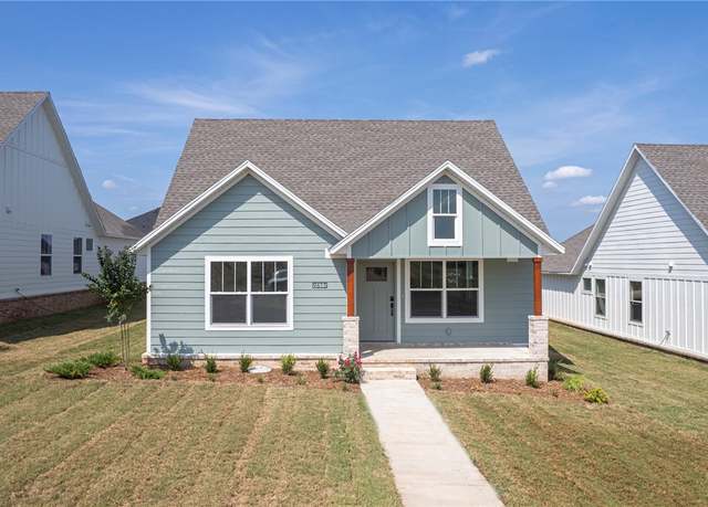 Property at 9615 Sequoia Ln, Fort Smith, AR 72916, 2 beds, 2 baths