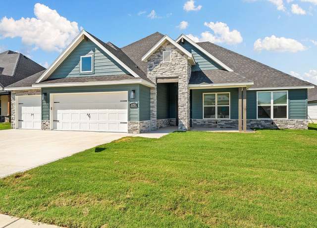 Property at 1250 Red Maple St, Centerton, AR 72719, 3 beds, 2.5 baths