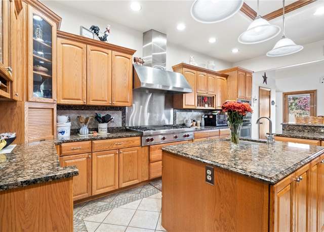 Property at 840 Moseley Rd, Colcord, OK 74338, 3 beds, 2 baths