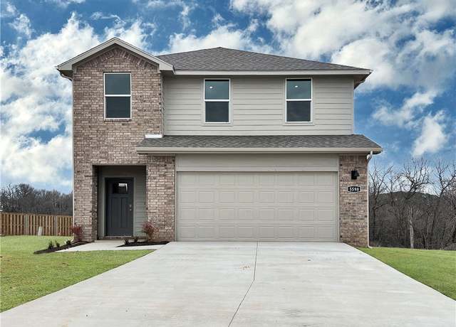 Property at 4640 W Aurora St, Fayetteville, AR 72704, 4 beds, 2.5 baths