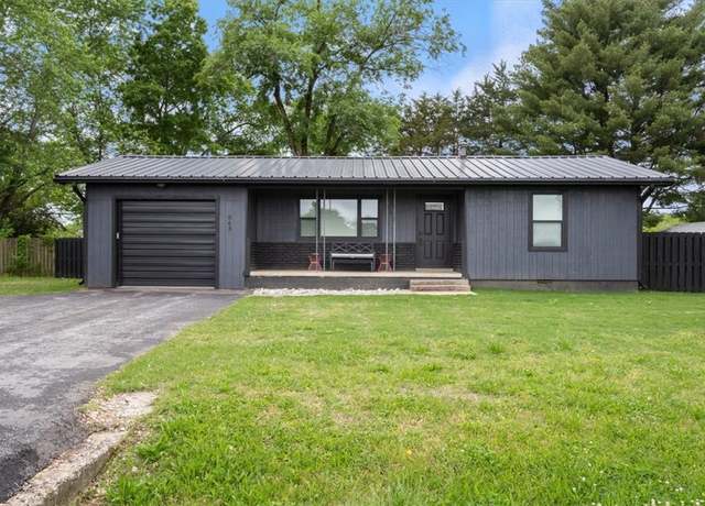 Property at 843 S Curtis Ave, Pea Ridge, AR 72751, 3 beds, 1.5 baths