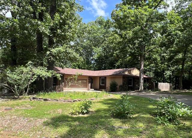 Property at 6 Wyndham Ln, Bella Vista, AR 72715, 3 beds, 2 baths