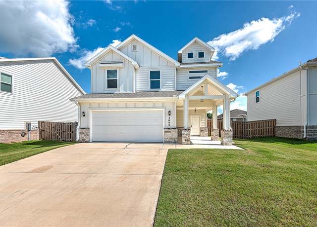 Property at 2090 Wildflower Dr, Centerton, AR 72719, 4 beds, 2.5 baths