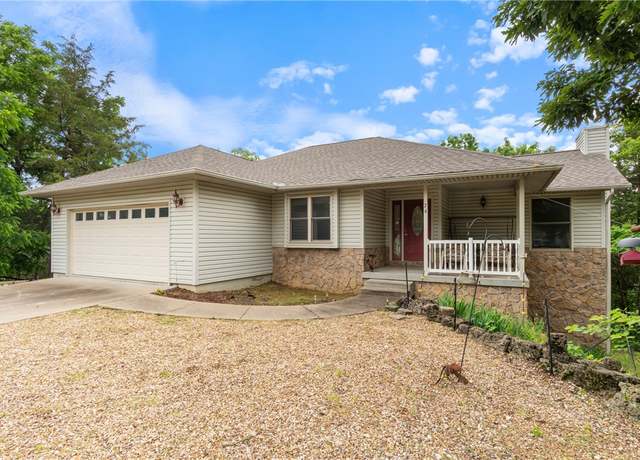 Property at 74 Twin Peak Dr, Holiday Island, AR 72631, 3 beds, 2.5 baths