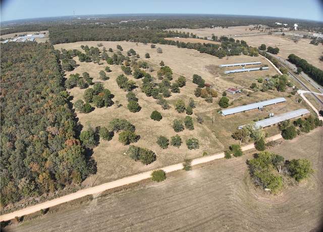 Property at 19072 Floyd Moore Rd, Gentry, AR 72734