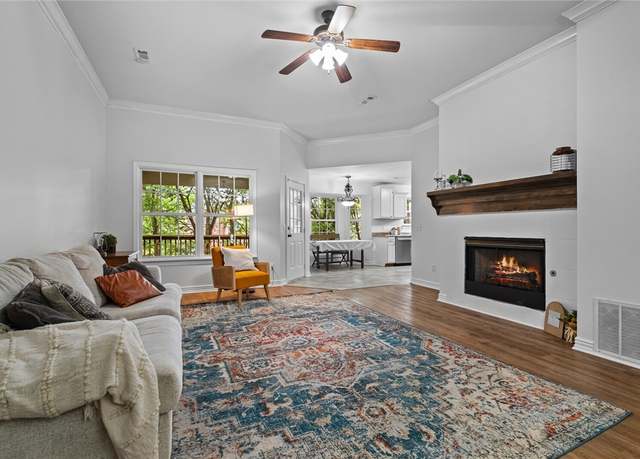 Property at 2602 Seminole St, Bentonville, AR 72712, 3 beds, 2 baths