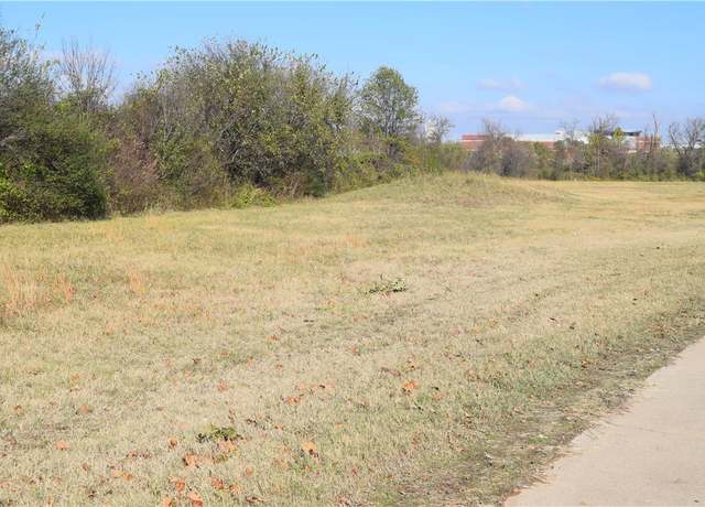Property at 400 N Progress Ave, Siloam Springs, AR 72761