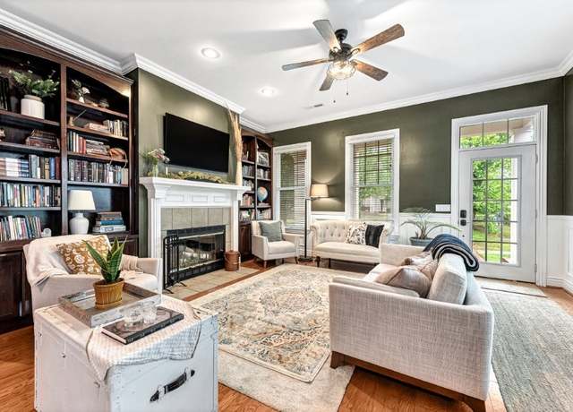 Property at 3576 W Clabber Creek Blvd, Fayetteville, AR 72704, 3 beds, 3 baths