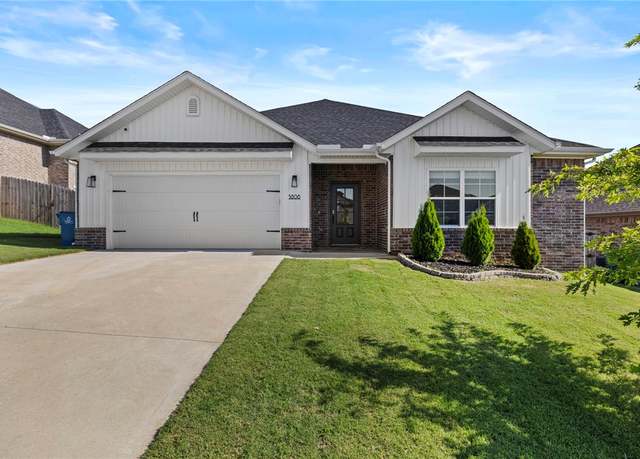 Property at 5808 SW Macasin Ave, Bentonville, AR 72713, 3 beds, 2 baths