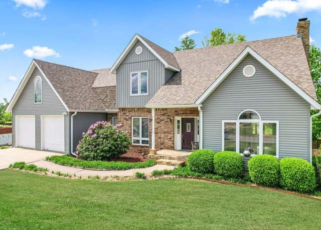 Property at 2704 W Dauphine Dr, Rogers, AR 72758, 4 beds, 3.5 baths