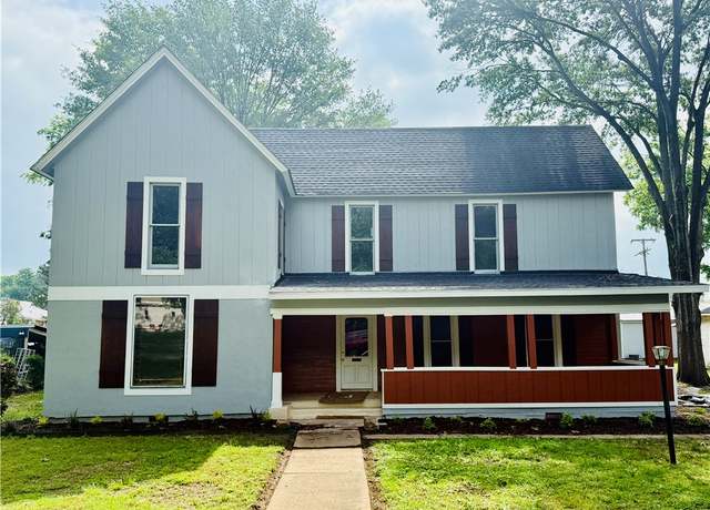 Property at 505 S Boulder, Russellville, AR 72801, 6 beds, 2 baths