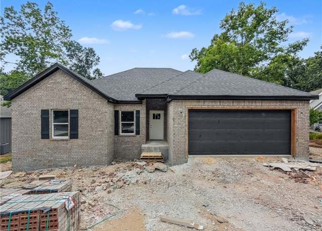 Property at 30 Lochgilphead Ln, Bella Vista, AR 72715, 3 beds, 2 baths