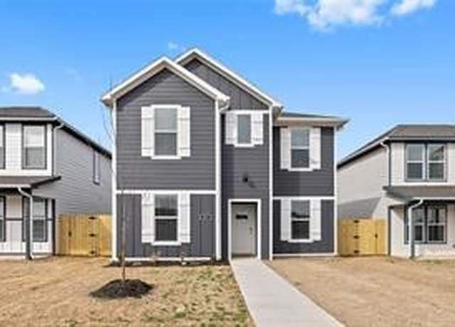 Property at 257 Harrogate Ln, Fayetteville, AR 72704, 3 beds, 2.5 baths