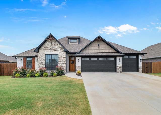 Property at 1800 Tull Dr, Pea Ridge, AR 72751, 4 beds, 2 baths