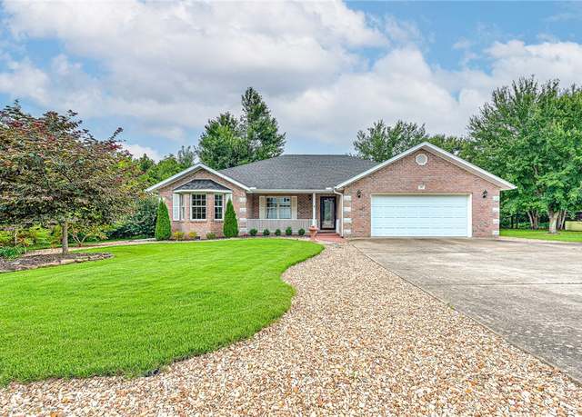 Property at 14 Dunipace Dr, Bella Vista, AR 72715, 2 beds, 2 baths