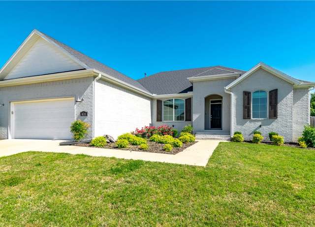 Property at 4734 W Townbridge Dr, Fayetteville, AR 72704, 3 beds, 2.5 baths