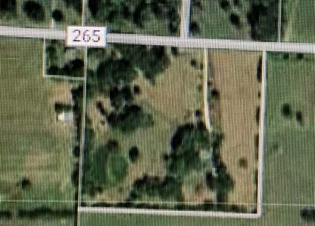 Property at 987 & 891 Elk Rd, Bentonville, AR 72713, 4 beds, 2 baths