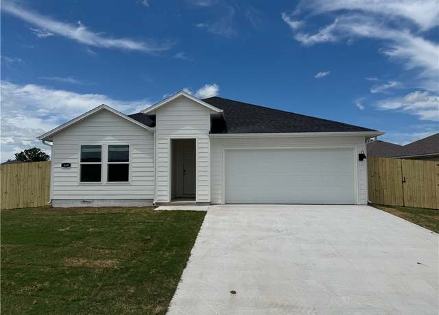 Property at 460 Raegan St, Prairie Grove, AR 72753, 4 beds, 2 baths