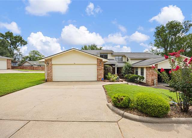 Property at 54 Club Road Vlg, Dover, AR 72837, 3 beds, 2.5 baths