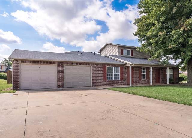 Property at 3501 SW Landau Ct, Bentonville, AR 72712, 4 beds, 2 baths
