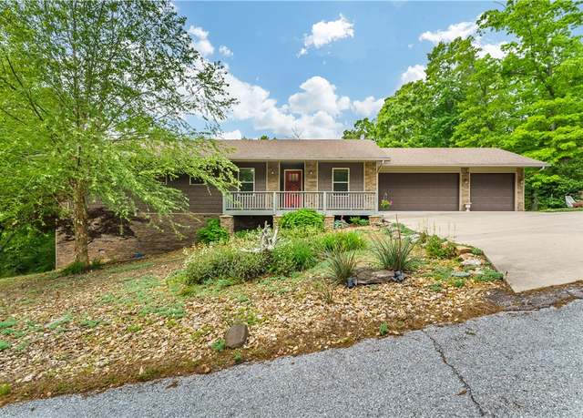 Property at 8843 Old Dutch, Rogers, AR 72756, 3 beds, 2 baths
