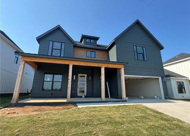 Property at 4114 Erin Dr, Rogers, AR 72758, 4 beds, 3.5 baths