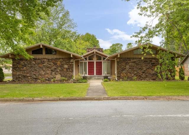 Property at 410 Harve St, Springdale, AR 72762, 3 beds, 2 baths