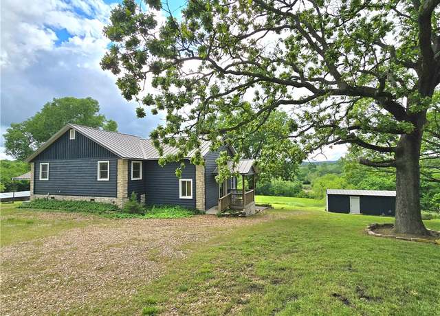 Property at 2380 Highway 143, Berryville, AR 72616, 3 beds, 2.5 baths