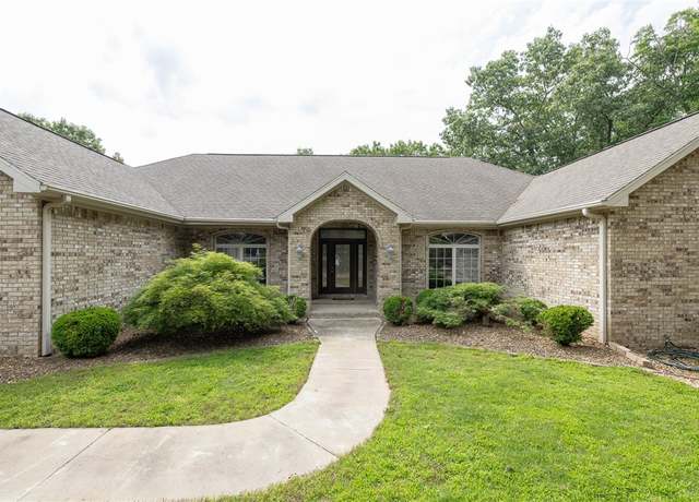 Property at 8 Mccollough Pl, Bella Vista, AR 72715, 3 beds, 3 baths