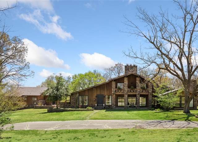 Property at 1965 S 43 Hwy, Harrison, AR 72601, 7 beds, 7.5 baths