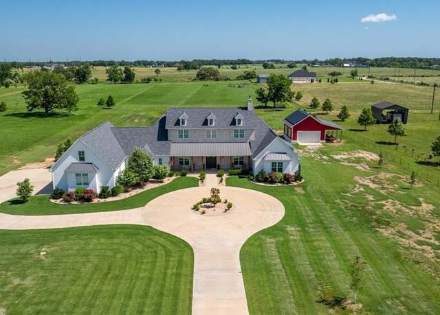 Property at 9826 Philpott Rd, Bentonville, AR 72713, 5 beds, 4.5 baths