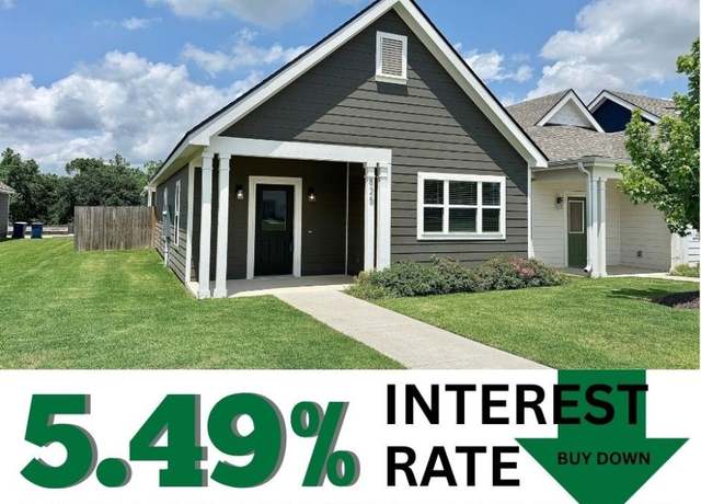 Property at 825 NE Heights Ln, Bentonville, AR 72712, 3 beds, 2 baths