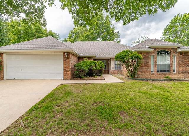 Property at 2811 Essex Pl, Springdale, AR 72762, 4 beds, 2 baths
