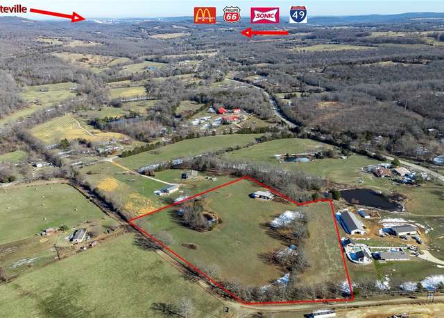 Property at 10890 Gifford Rd, Prairie Grove, AR 72753