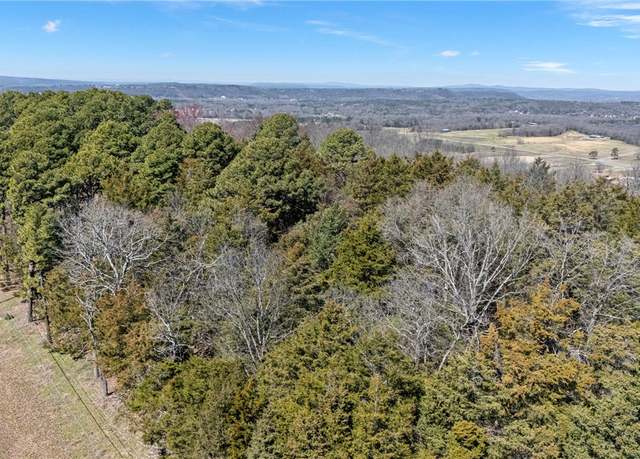 Property at 7 Ridgeview Ln, Russellville, AR 72802