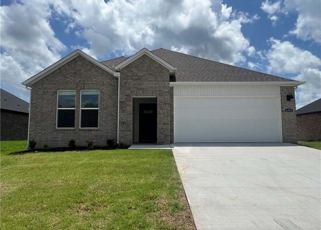 Property at 4341 Florentina Ave, Springdale, AR 72764, 4 beds, 2 baths