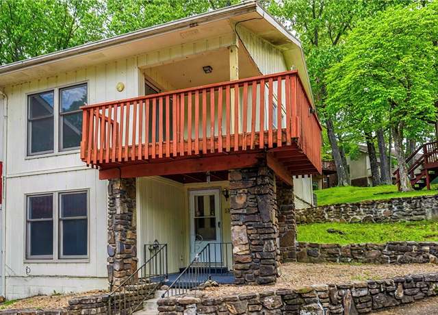 Property at 23 Nantucket Dr, Bella Vista, AR 72715, 3 beds, 2 baths