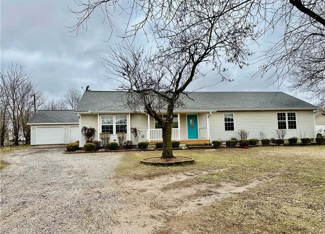 Property at 14097 Mariano Rd, Bentonville, AR 72712, 3 beds, 2 baths