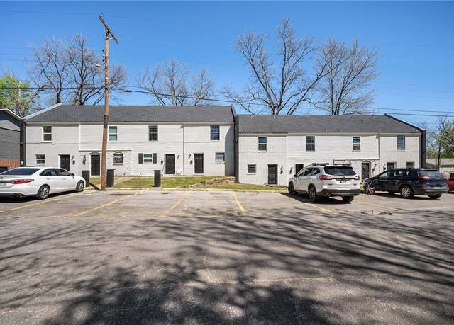 Property at 1307 Mulberry St, Van Buren, AR 72956, 2 beds, 1.5 baths
