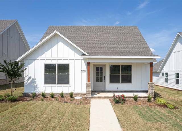 Property at 9701 Sequoia Ln, Fort Smith, AR 72916, 2 beds, 2 baths