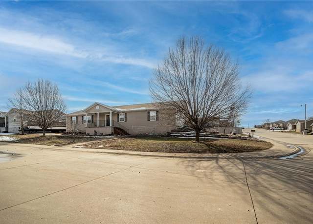 Property at 410 Paradise Heights Dr, Berryville, AR 72616, 3 beds, 2 baths
