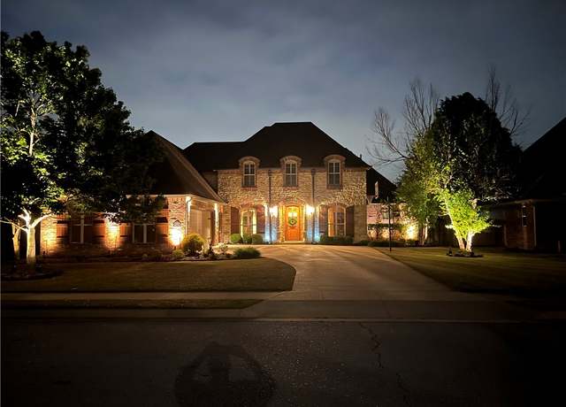 Property at 4401 W Warbal Trl, Rogers, AR 72758, 5 beds, 3.5 baths
