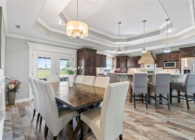 Property at 12908 Fairmount Rd, Siloam Springs, AR 72761, 3 beds, 2.5 baths